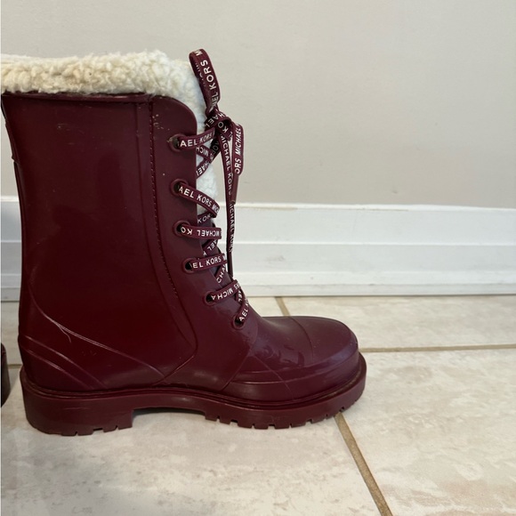 Michael Kors Montaigne Faux Fur Rain Boot - Picture 16 of 16